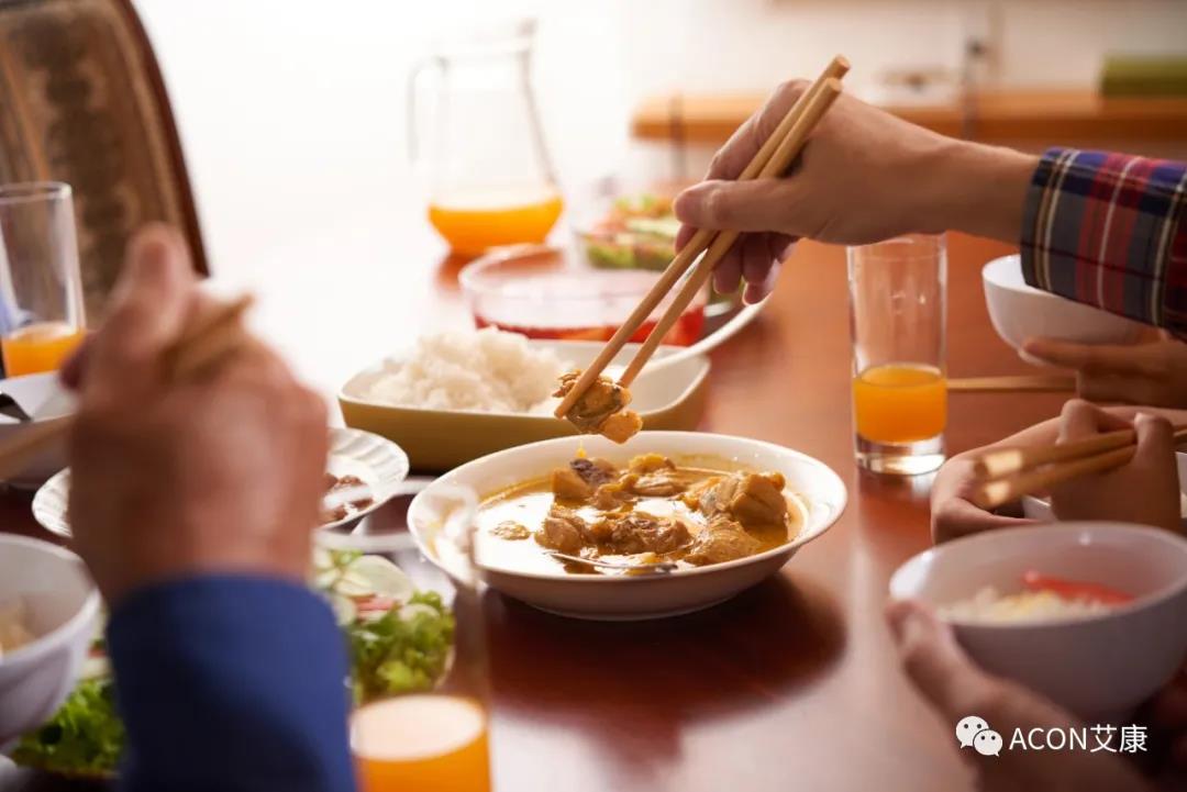 因為忽視身體出現(xiàn)的這些變化，他們最后被確診結(jié)腸癌